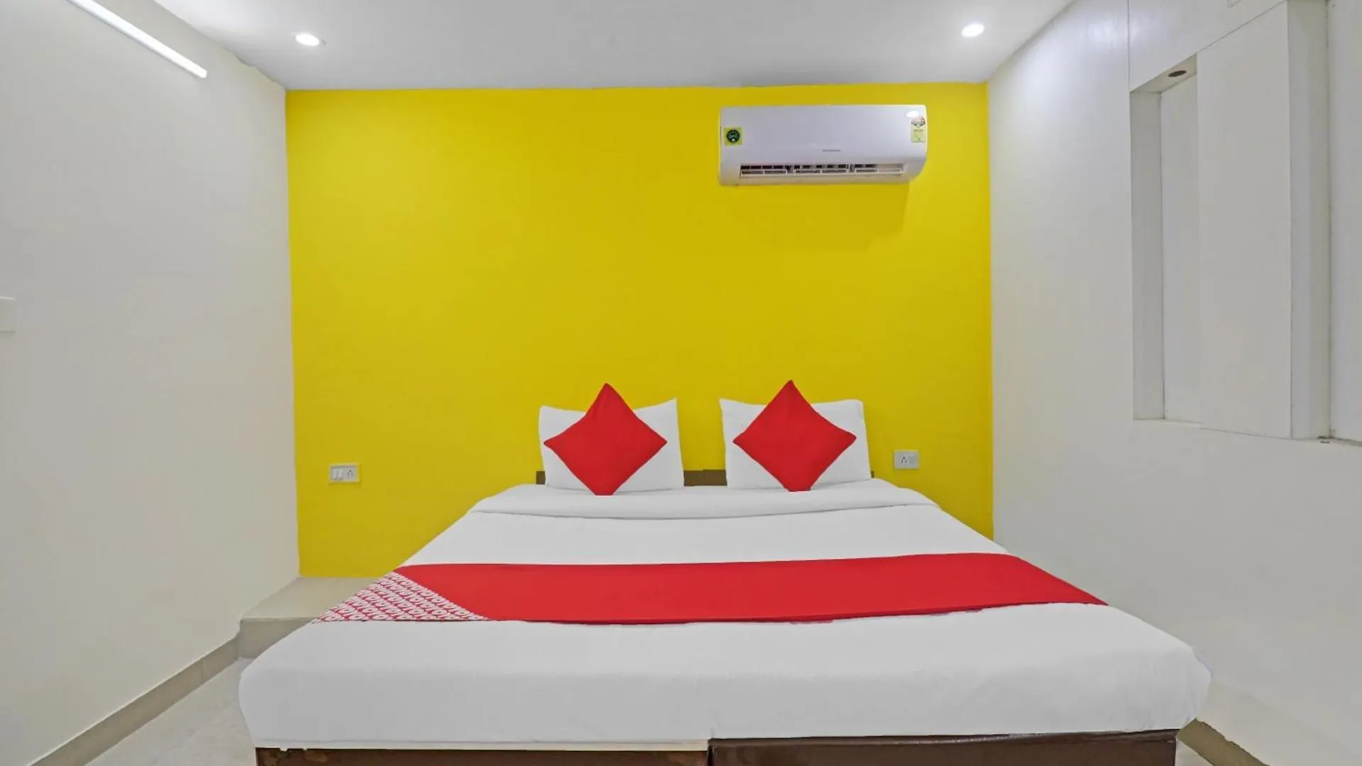 Hotel O Silver Stays 델리 3*,  인도
