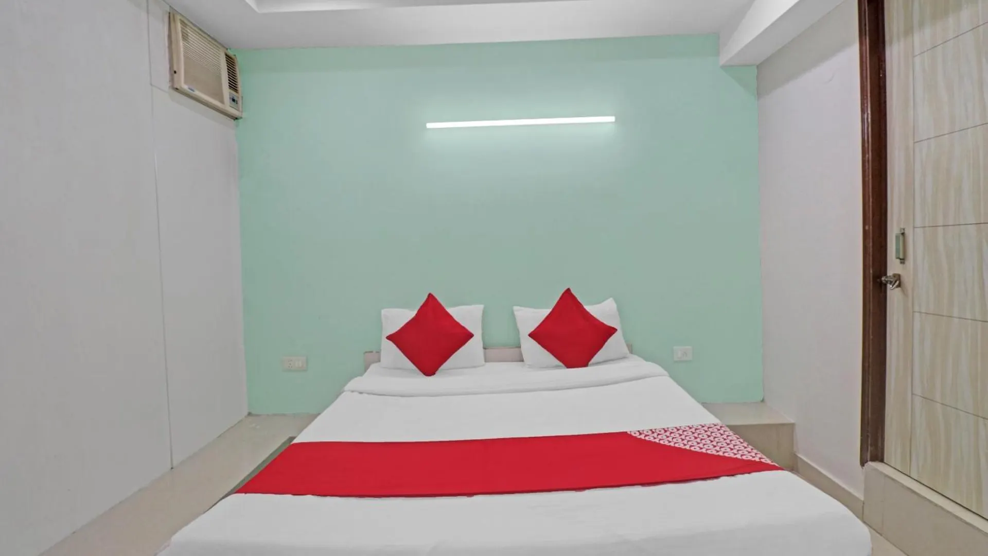 Hotel O Silver Stays Delhi  Delhi (National Capital Territory of India)