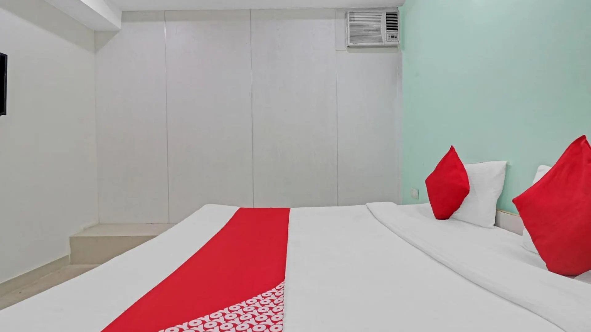Hotel O Silver Stays Delhi